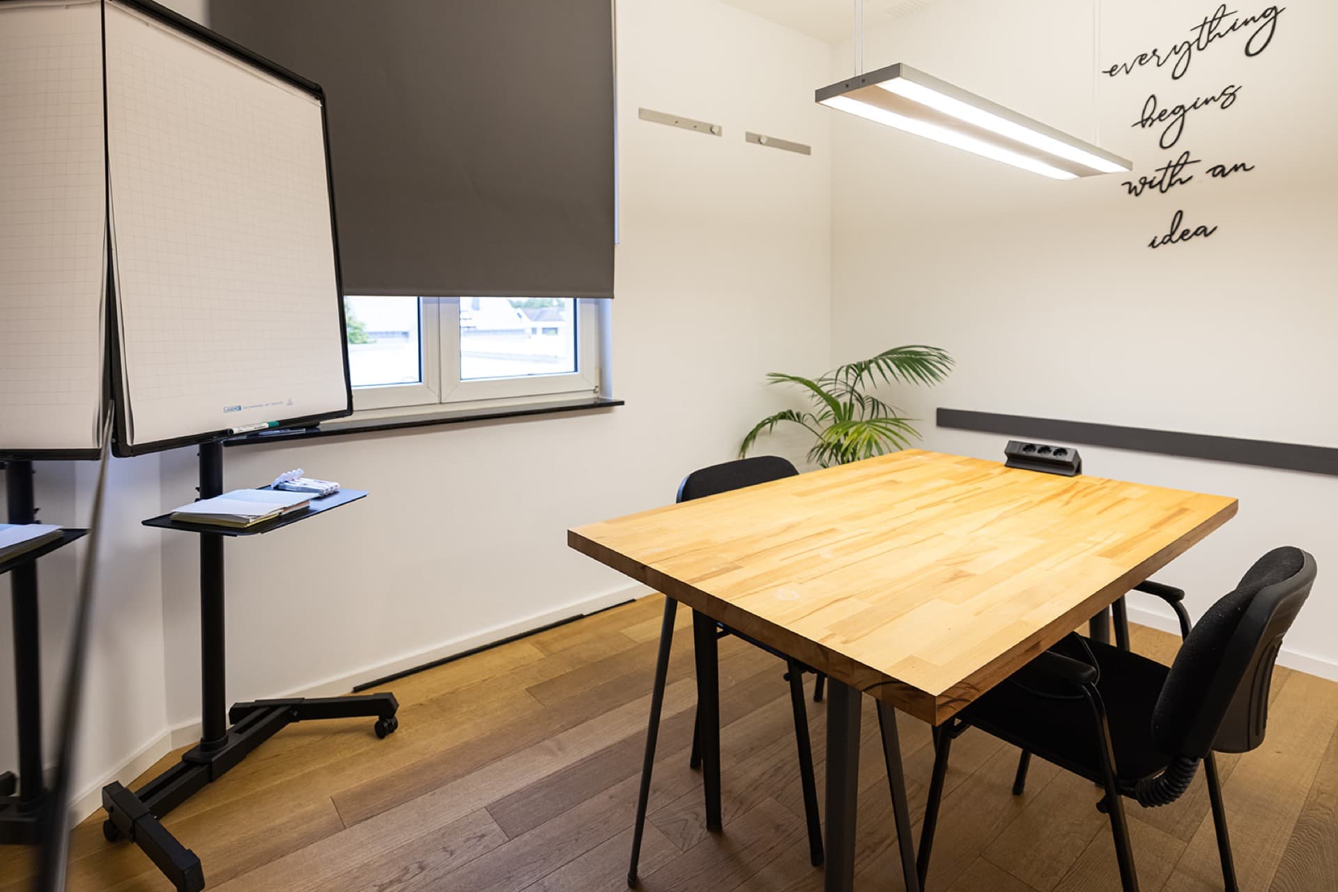 Meetingraum bei THE ROOF